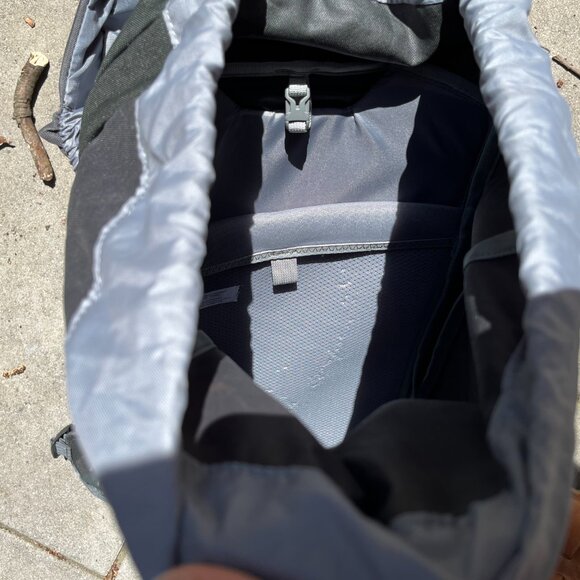 Thule AllTrail X 25L Backpack, Grey - Picture 10 of 14